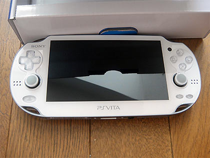 PlayStation Vita クリスタルホワイト購入 - XWIN II Weblog